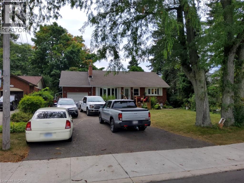 256 SOUTHCOTE Road - 1