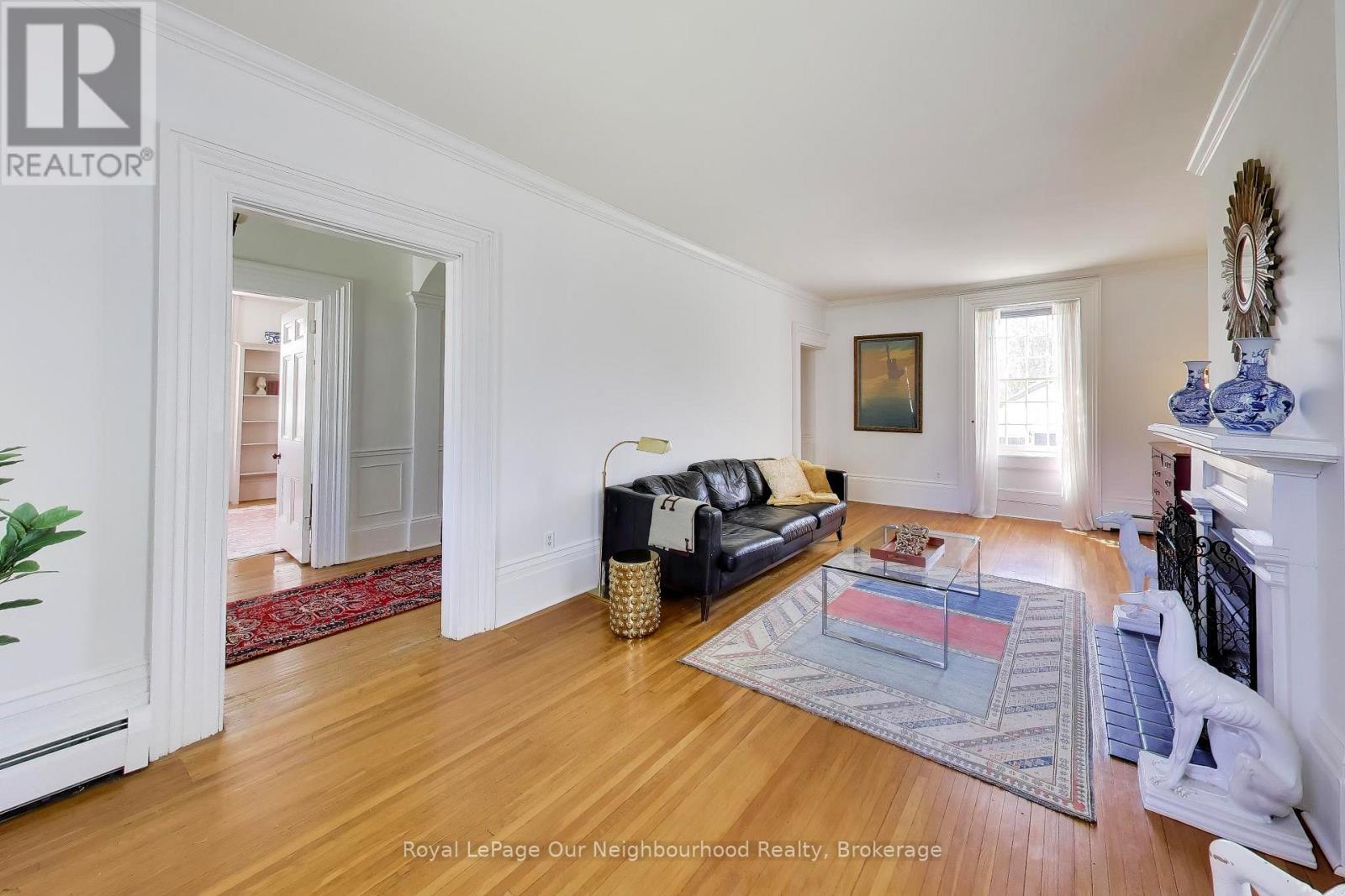 309 KING STREET W - Image 8