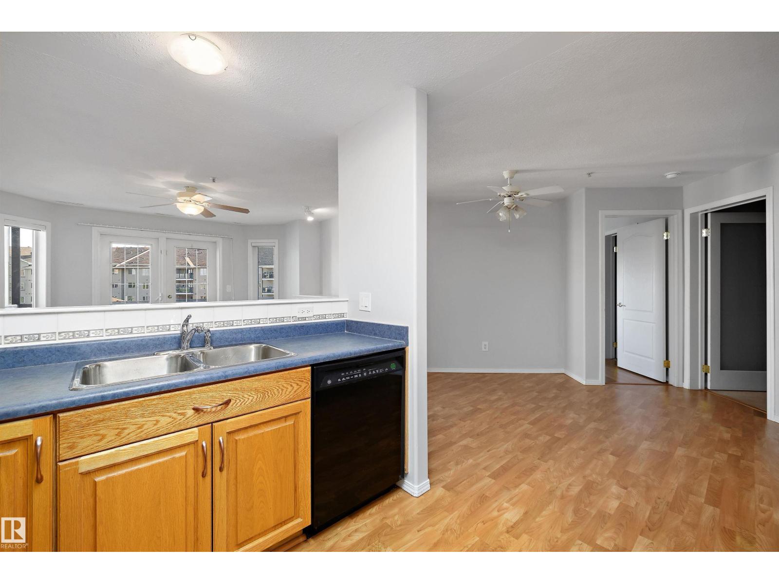 #401 237 YOUVILLE DR E NW - 8