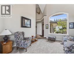 Living room - 4048 Severn Rd, Campbell River, BC V9H1N7 Photo 15