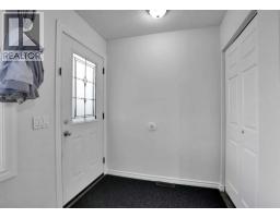 896 Rundlecairn Way NE - photo 4