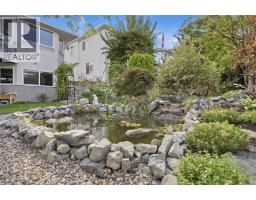 724 Lone Pine Drive, Kelowna, BC V1P1A1 Photo 45