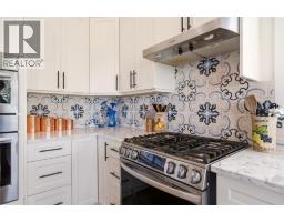 3pc Bathroom - 724 Lone Pine Drive, Kelowna, BC V1P1A1 Photo 7