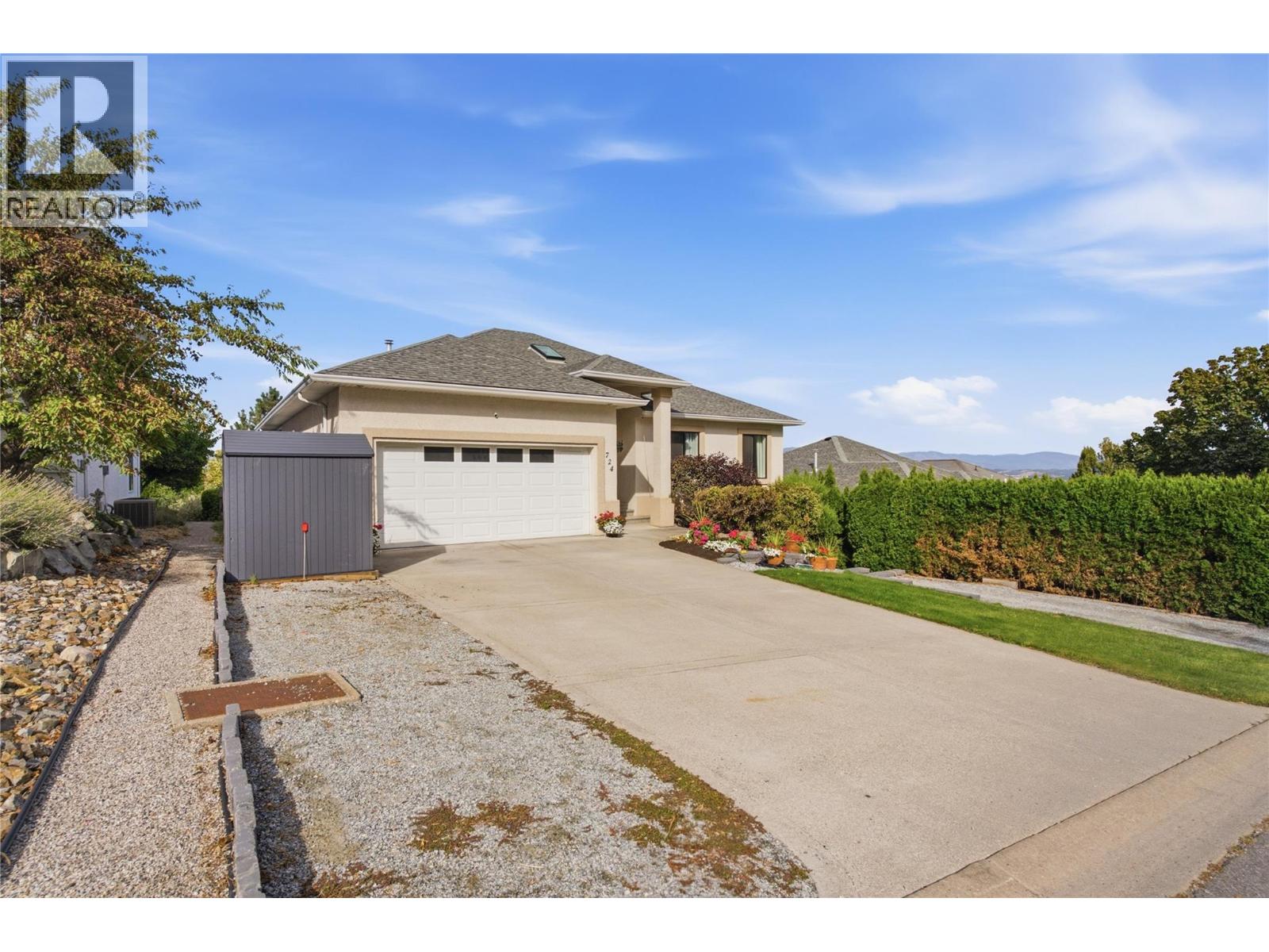 724 Lone Pine Drive - 50