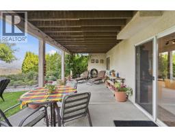 724 Lone Pine Drive, Kelowna, BC V1P1A1 Photo 41