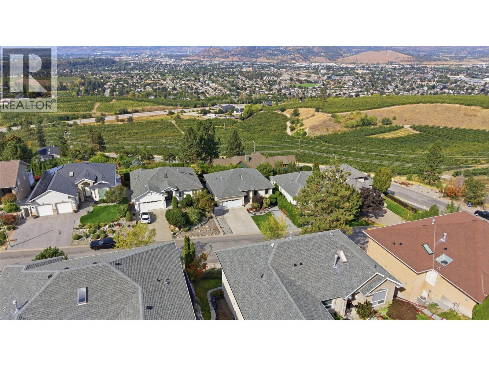724 Lone Pine Drive, Kelowna