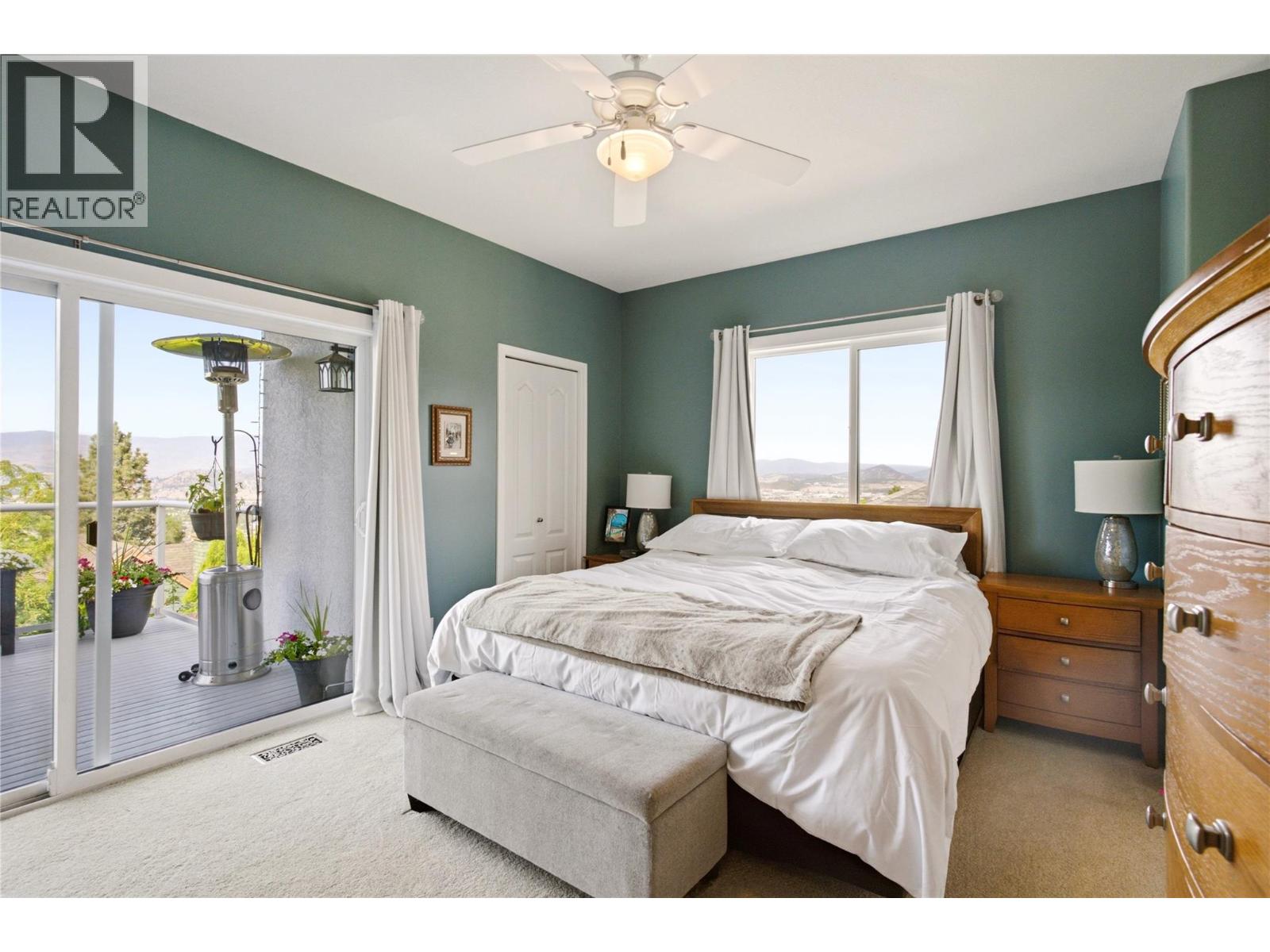 724 Lone Pine Drive, Kelowna