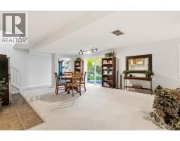 724 Lone Pine Drive, Kelowna, BC V1P1A1 Photo 37