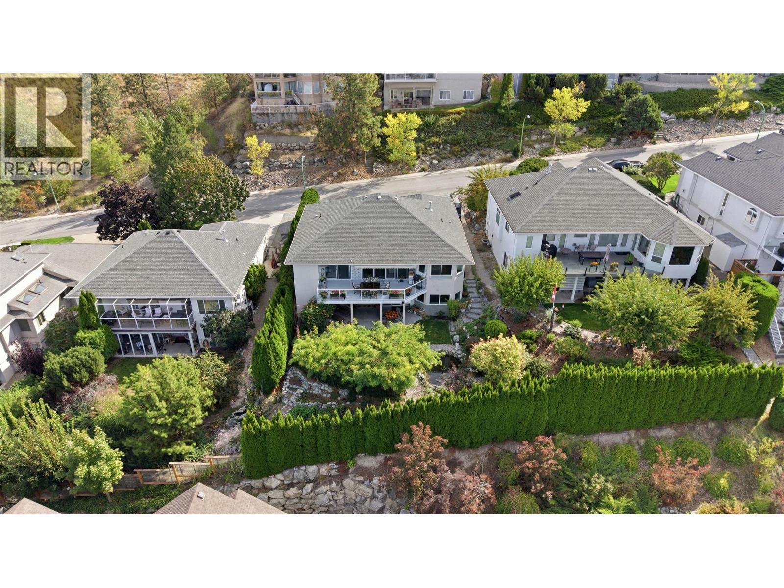 724 Lone Pine Drive, Kelowna
