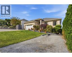 724 Lone Pine Drive, Kelowna, BC V1P1A1 Photo 48
