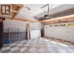 724 Lone Pine Drive, Kelowna, BC V1P1A1 Photo 56