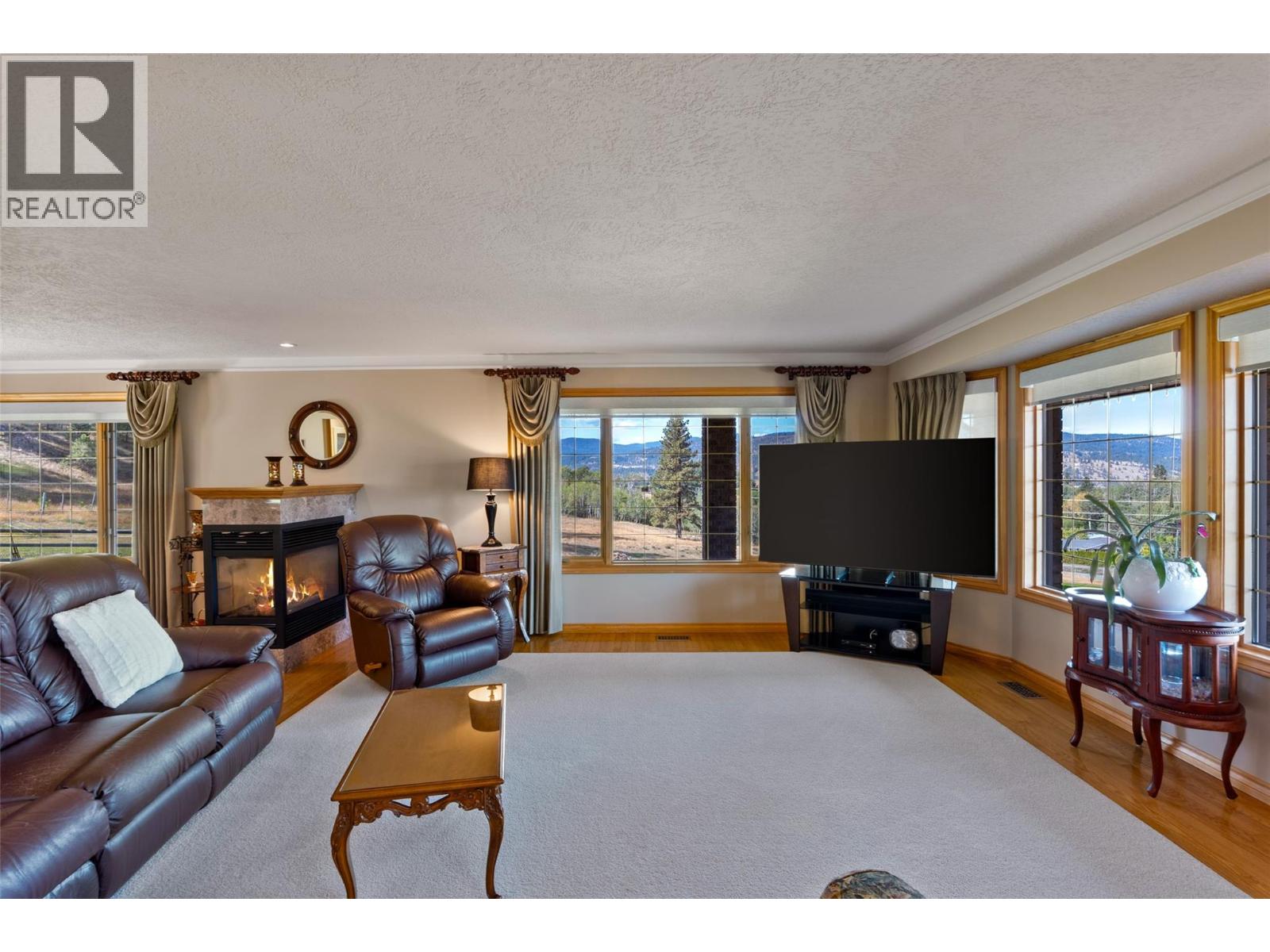 3088 Fox Farm Road, Merritt