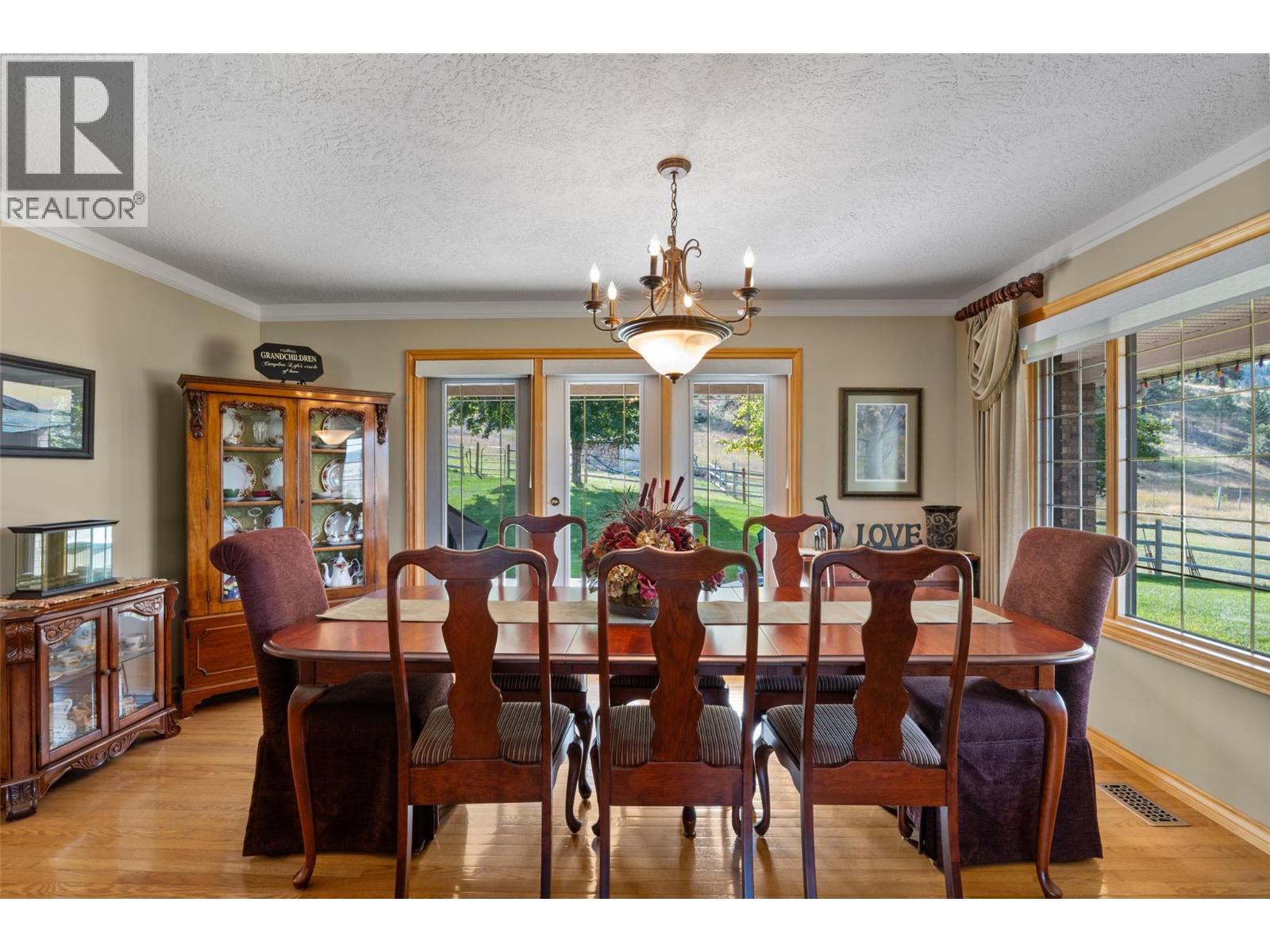 3088 Fox Farm Road, Merritt
