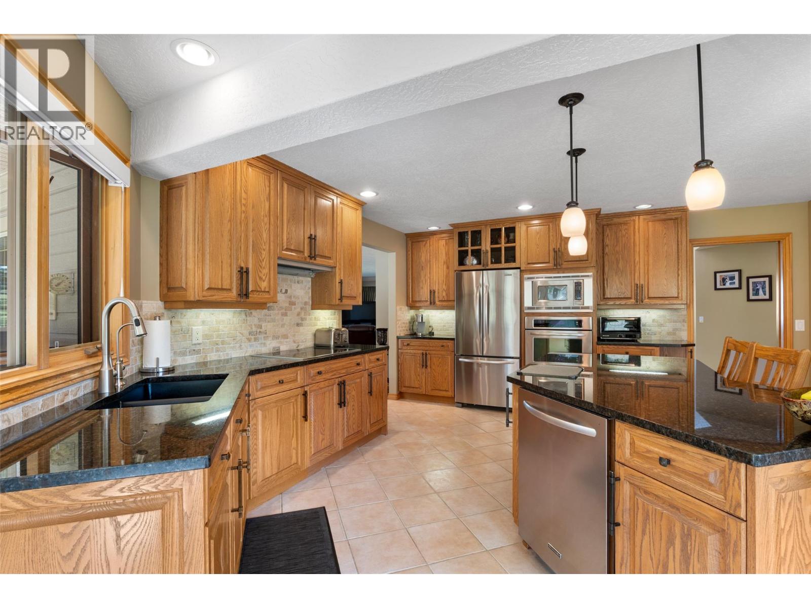 3088 Fox Farm Road, Merritt