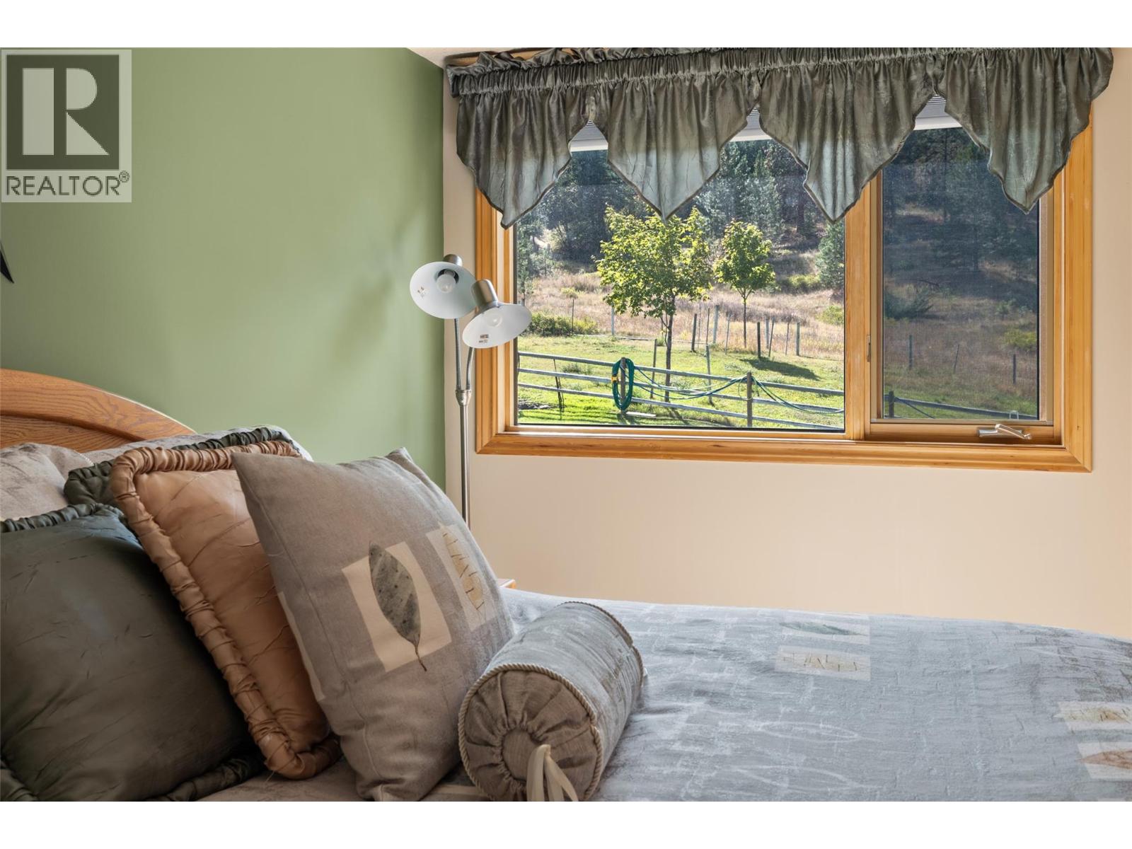 3088 Fox Farm Road, Merritt
