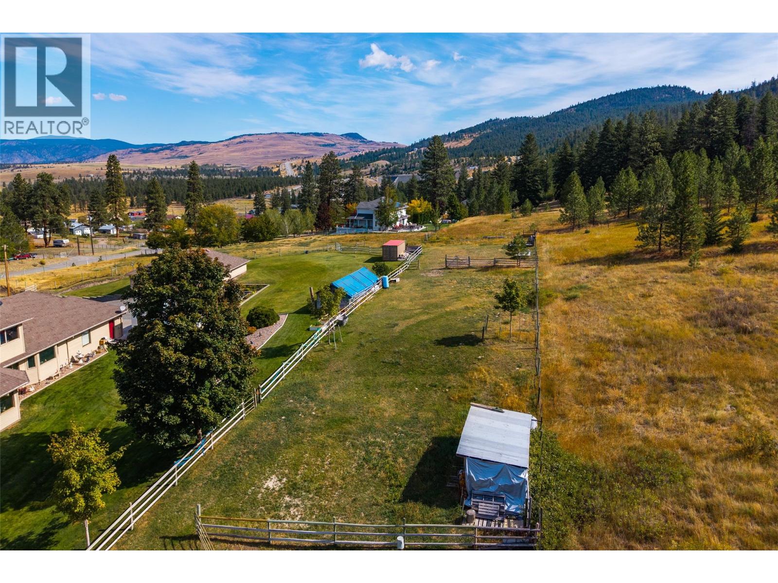3088 Fox Farm Road, Merritt