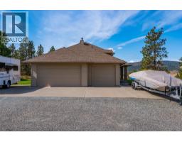 Partial bathroom - 3088 Fox Farm Road, Merritt, BC V1K1B8 Photo 6