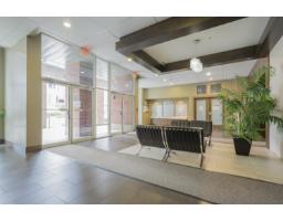404 13399 104 Avenue, Surrey, BC V3T0C9 Photo 32