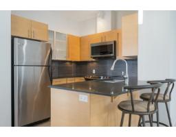 404 13399 104 Avenue, Surrey, BC V3T0C9 Photo 7