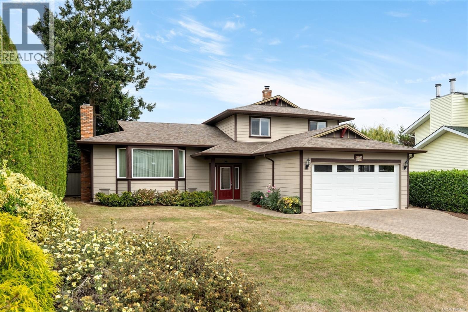 2056 Skyline Cres - 1
