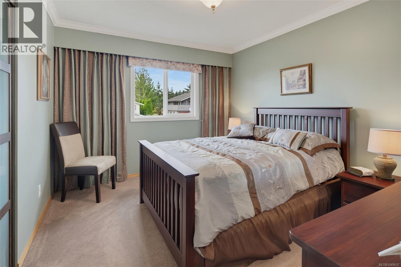2056 Skyline Cres - Image 31