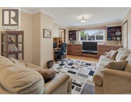 2056 Skyline Cres, Central Saanich, BC V8M1M6 Photo 25