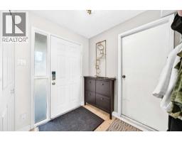 Bedroom - 6, 64 Woodacres Crescent Sw, Calgary, AB T2W4V6 Photo 6