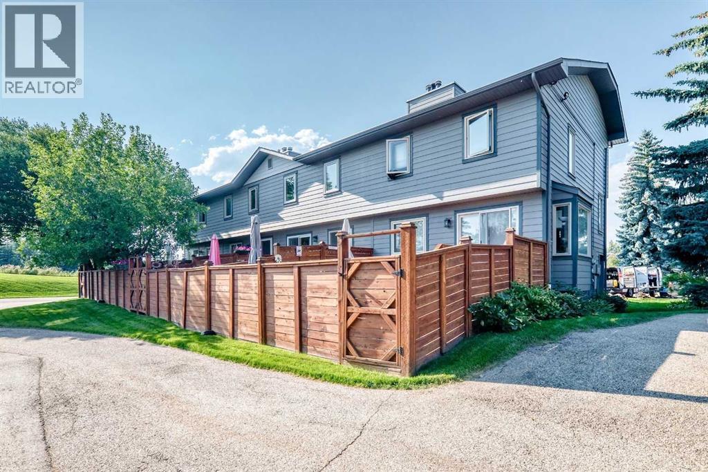 #6 64 woodacres Crescent SW - 36