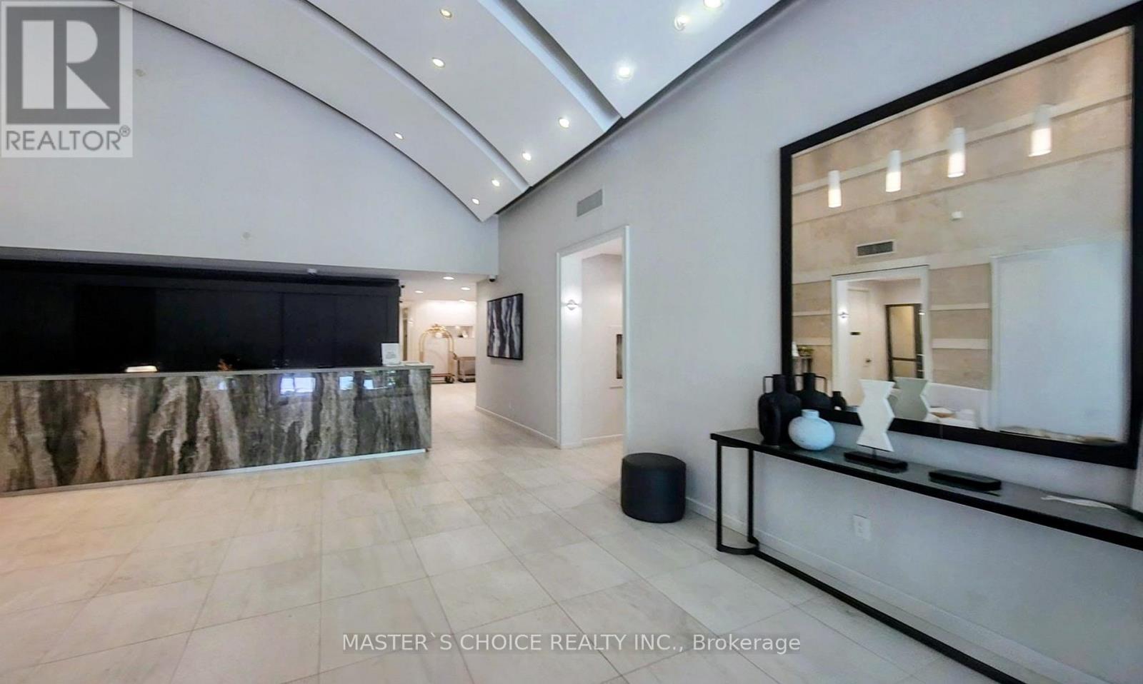 #2805 18 SPRING GARDEN AVENUE - 43
