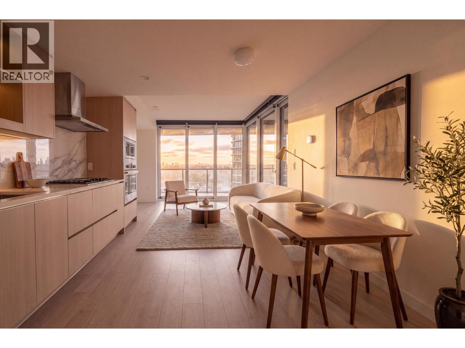 1702 4890 LOUGHEED HIGHWAY, Burnaby