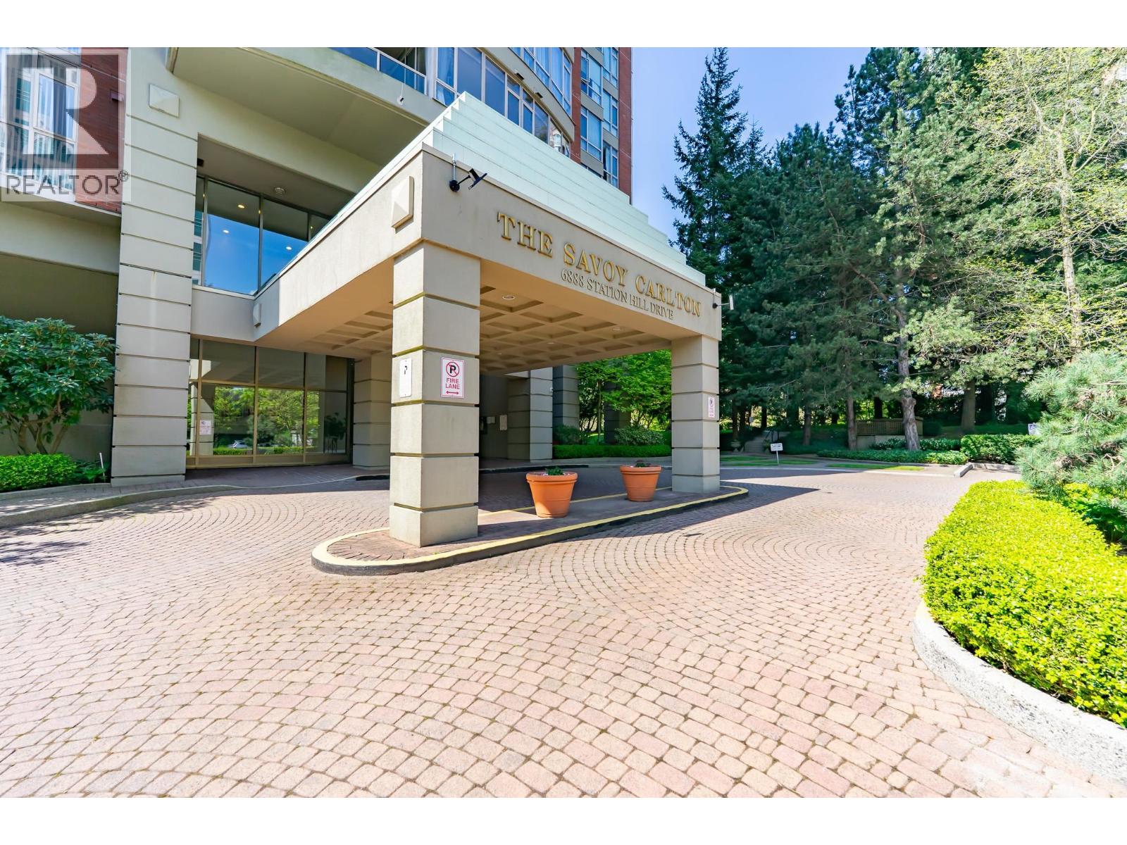 1104 6888 STATION HILL DRIVE, Burnaby