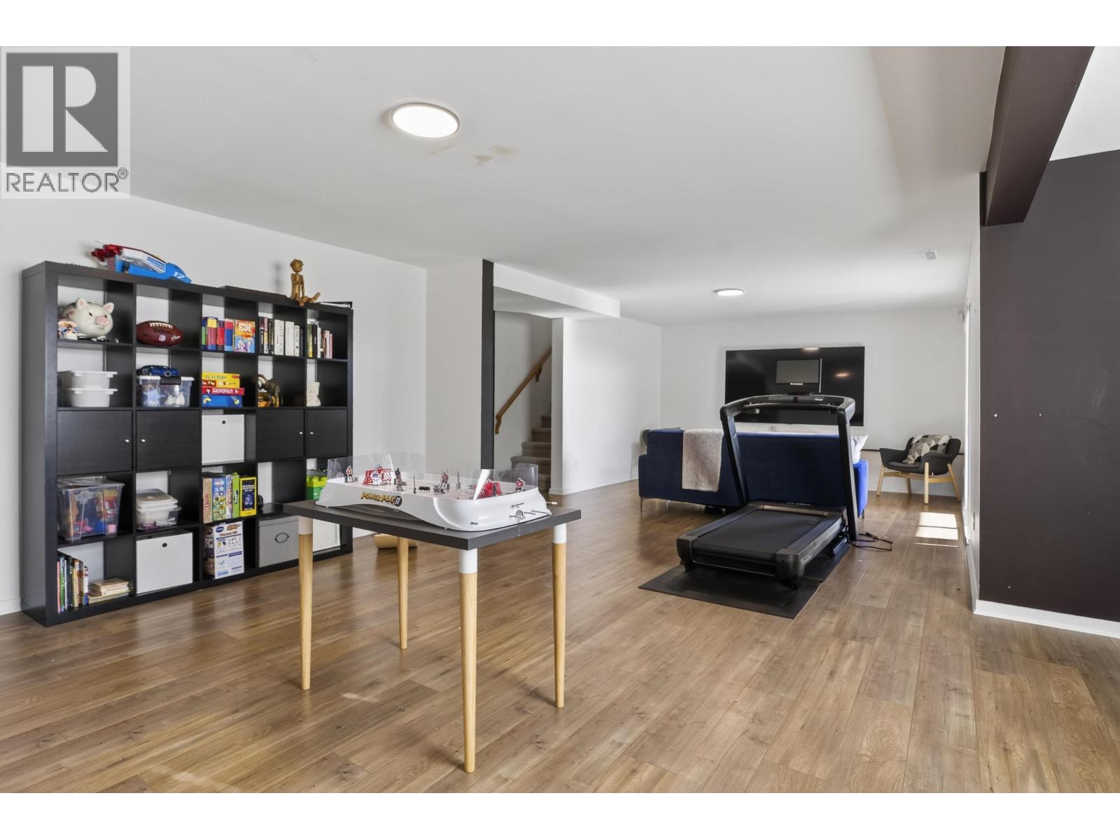 4 HICKORY DRIVE, Port Moody