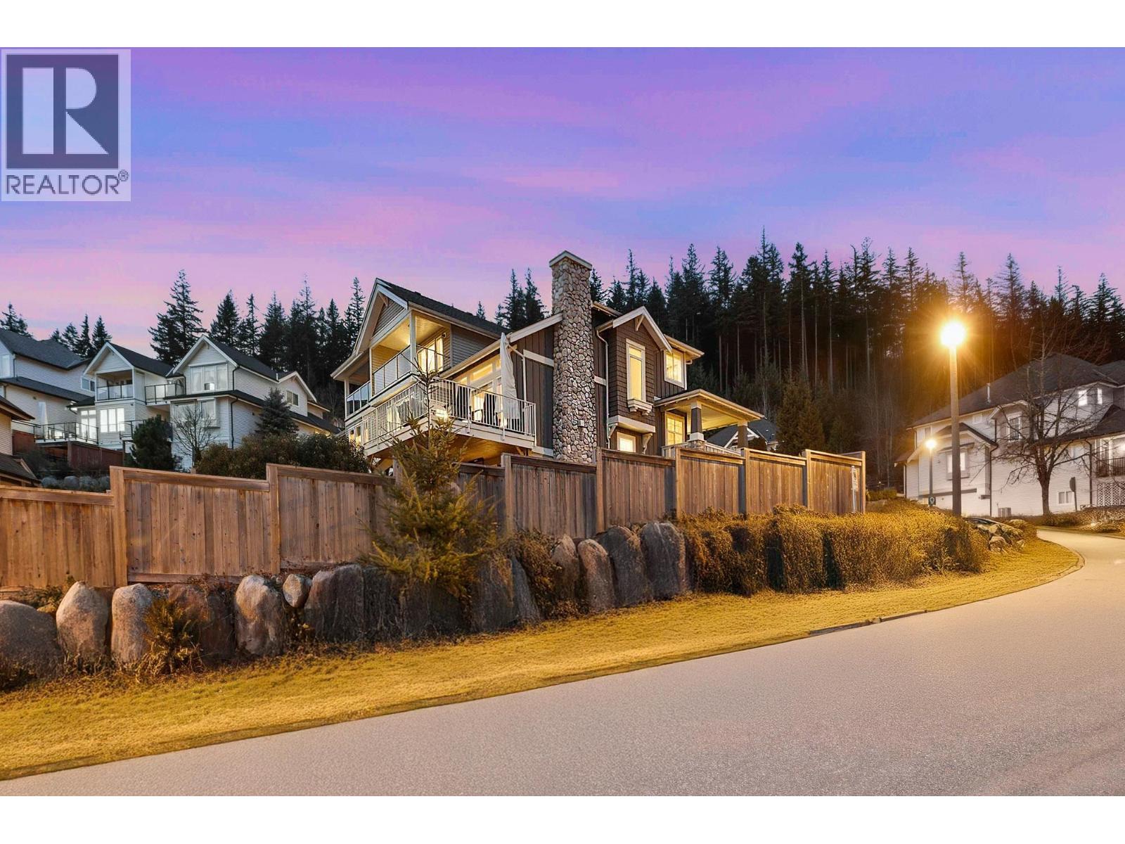4 HICKORY DRIVE, Port Moody