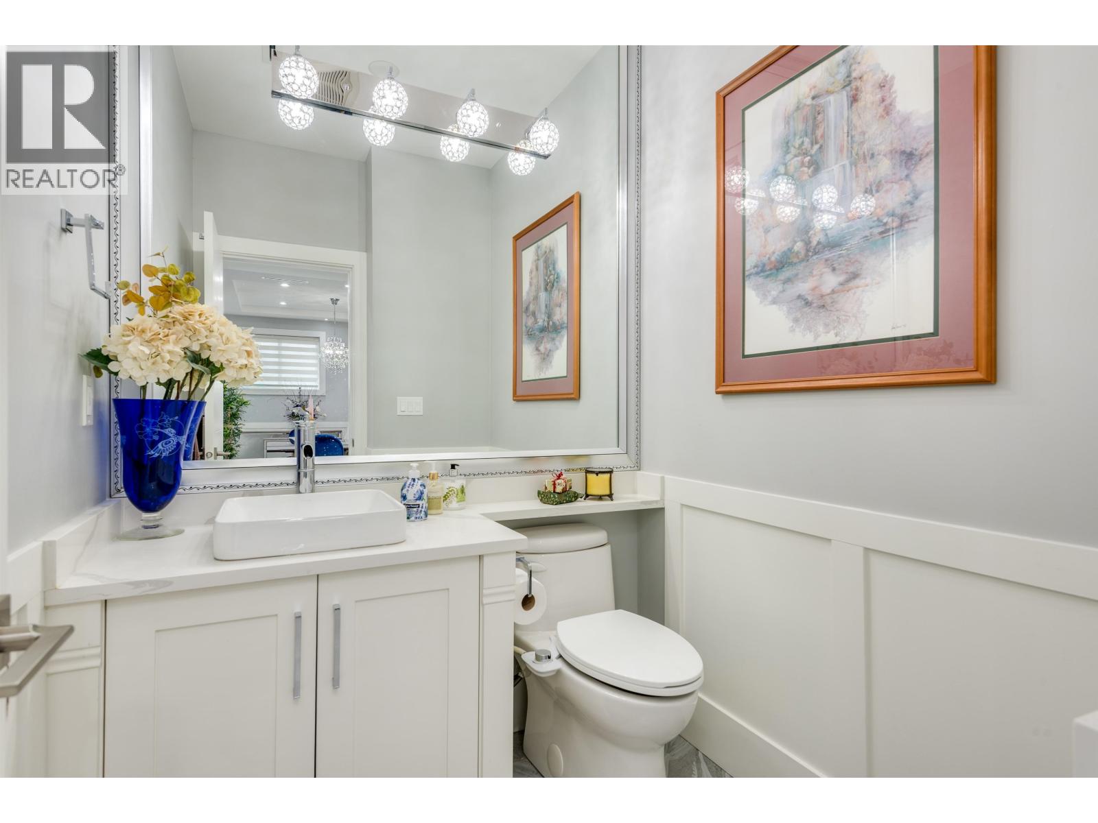 2206 LONDON STREET, New Westminster