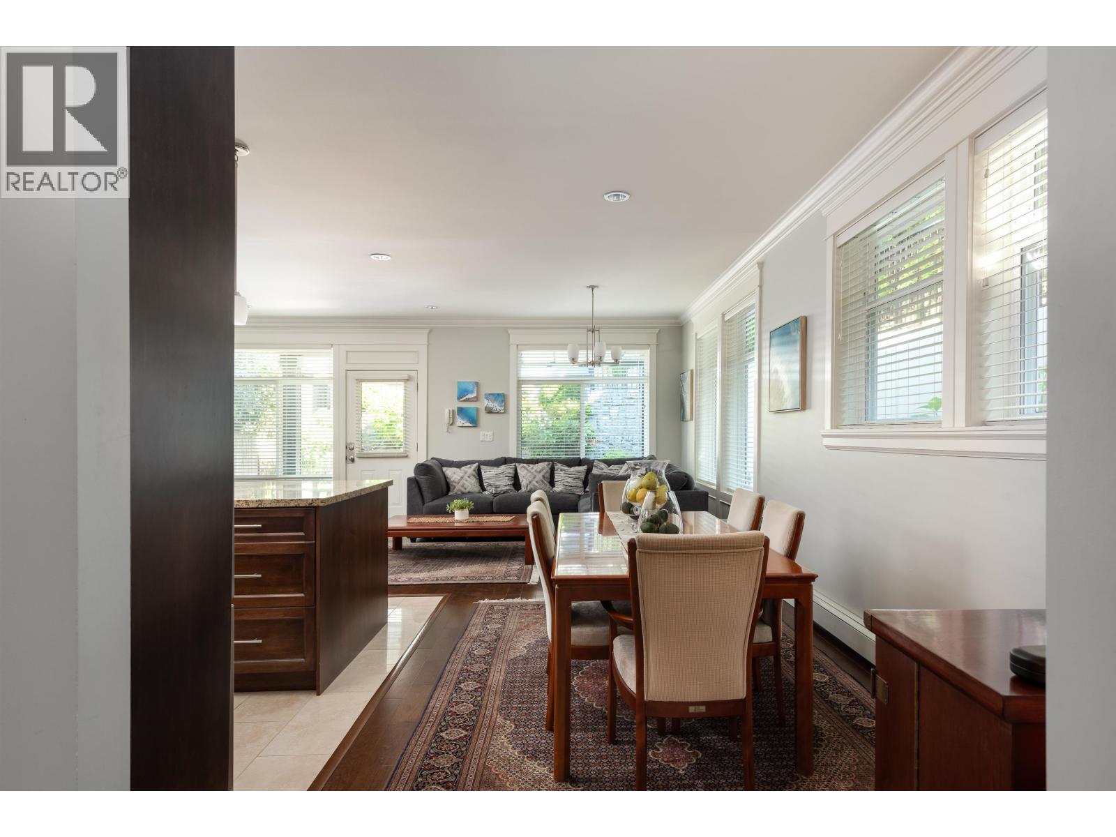362 E 21ST STREET, North Vancouver