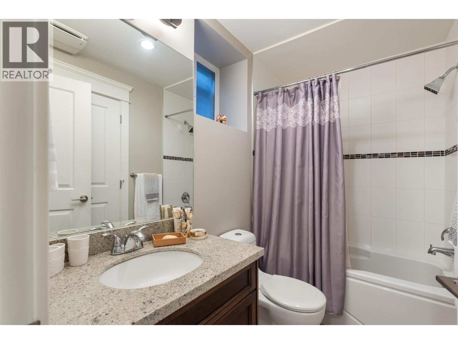 362 E 21ST STREET, North Vancouver