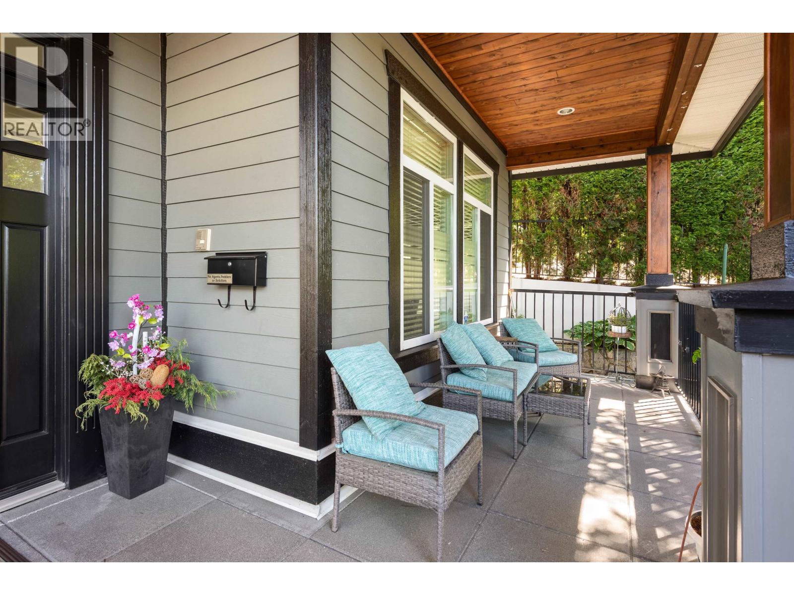362 E 21ST STREET, North Vancouver