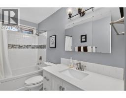 3246 Mcginnis Road, West Kelowna, BC V4T1A8 Photo 19