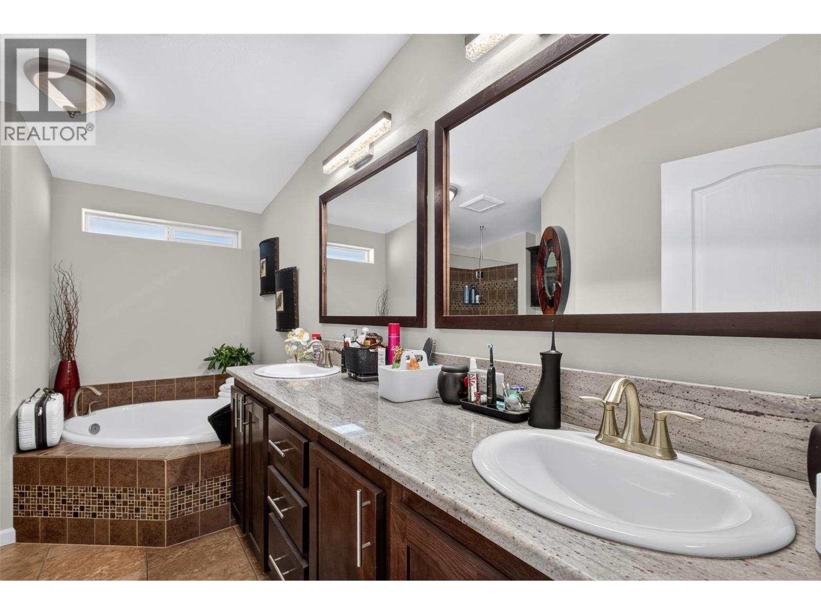 509 2440 Old Okanagan Highway, Westbank