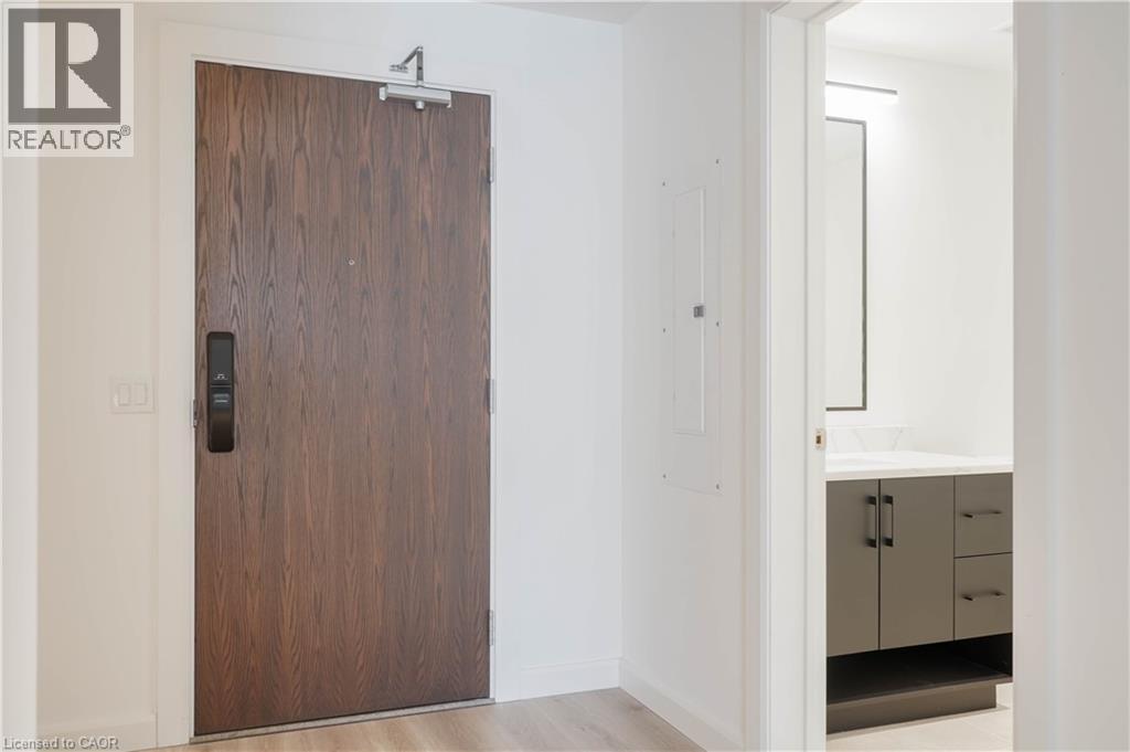 741 KING Street W Unit# 201, Kitchener — photo 4