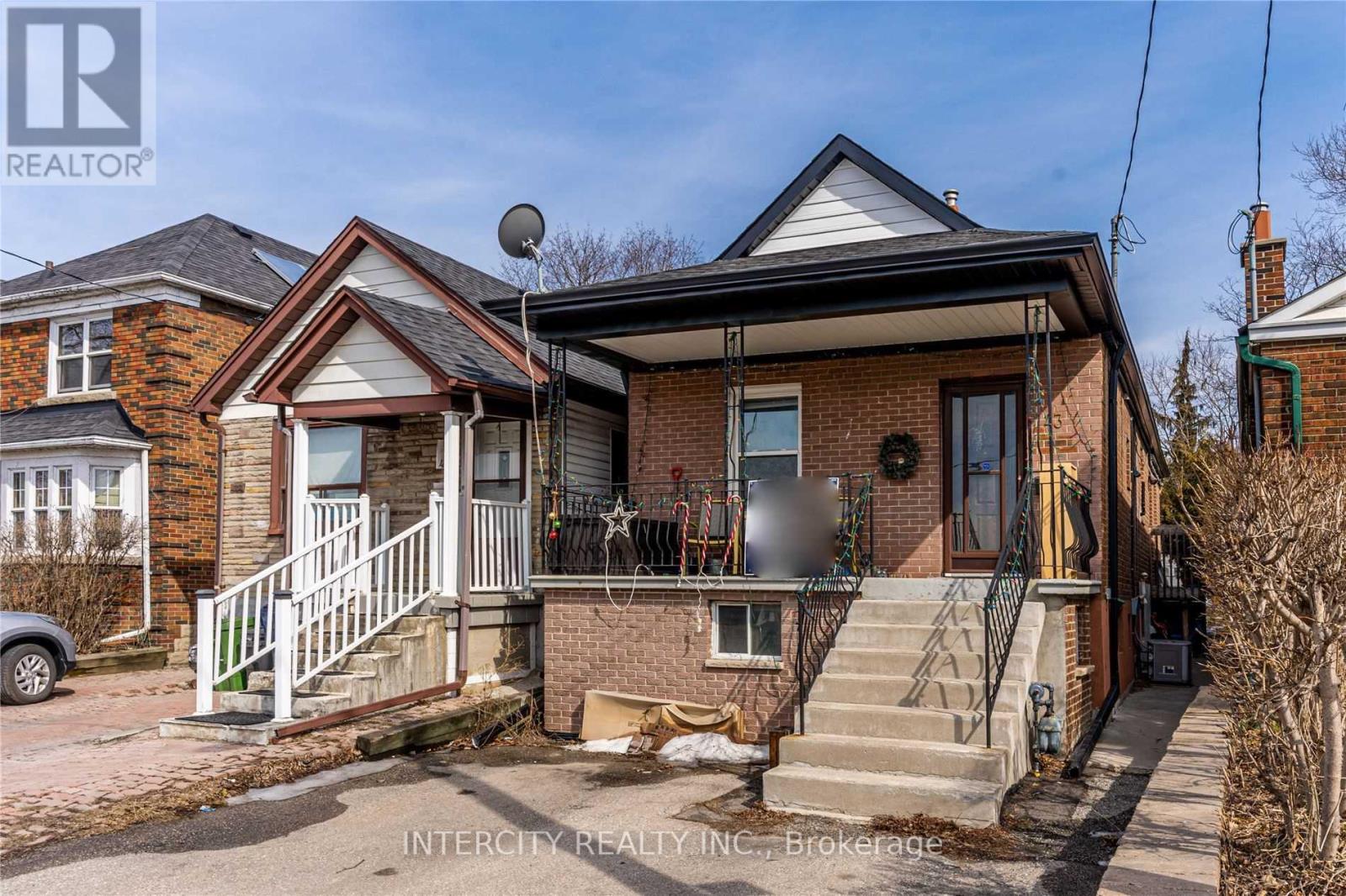 Photo of 43 Marlee Avenue