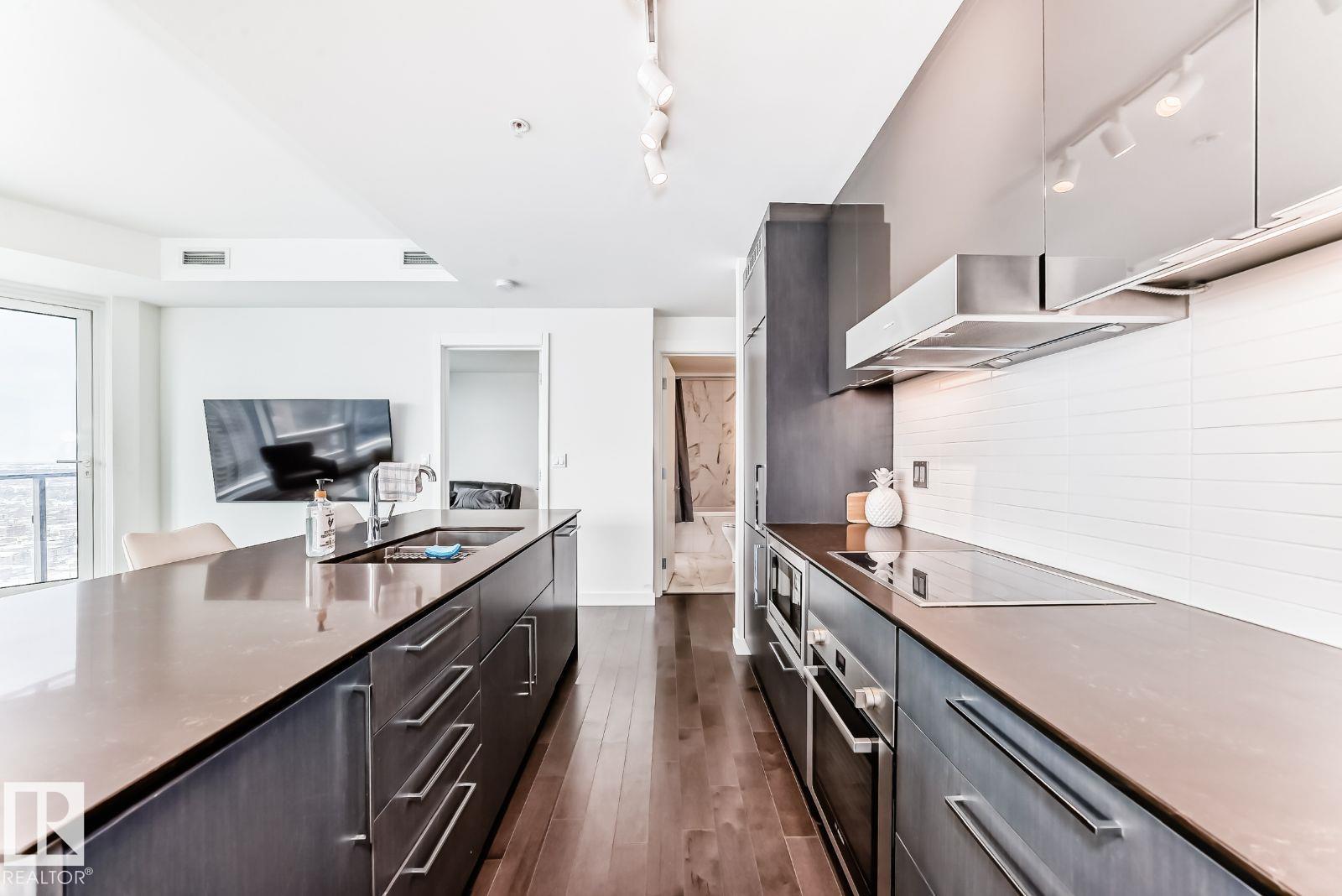 #2910 – 10360 102 Street NW, Downtown (Edmonton) — photo 14 of 19: Property photo
