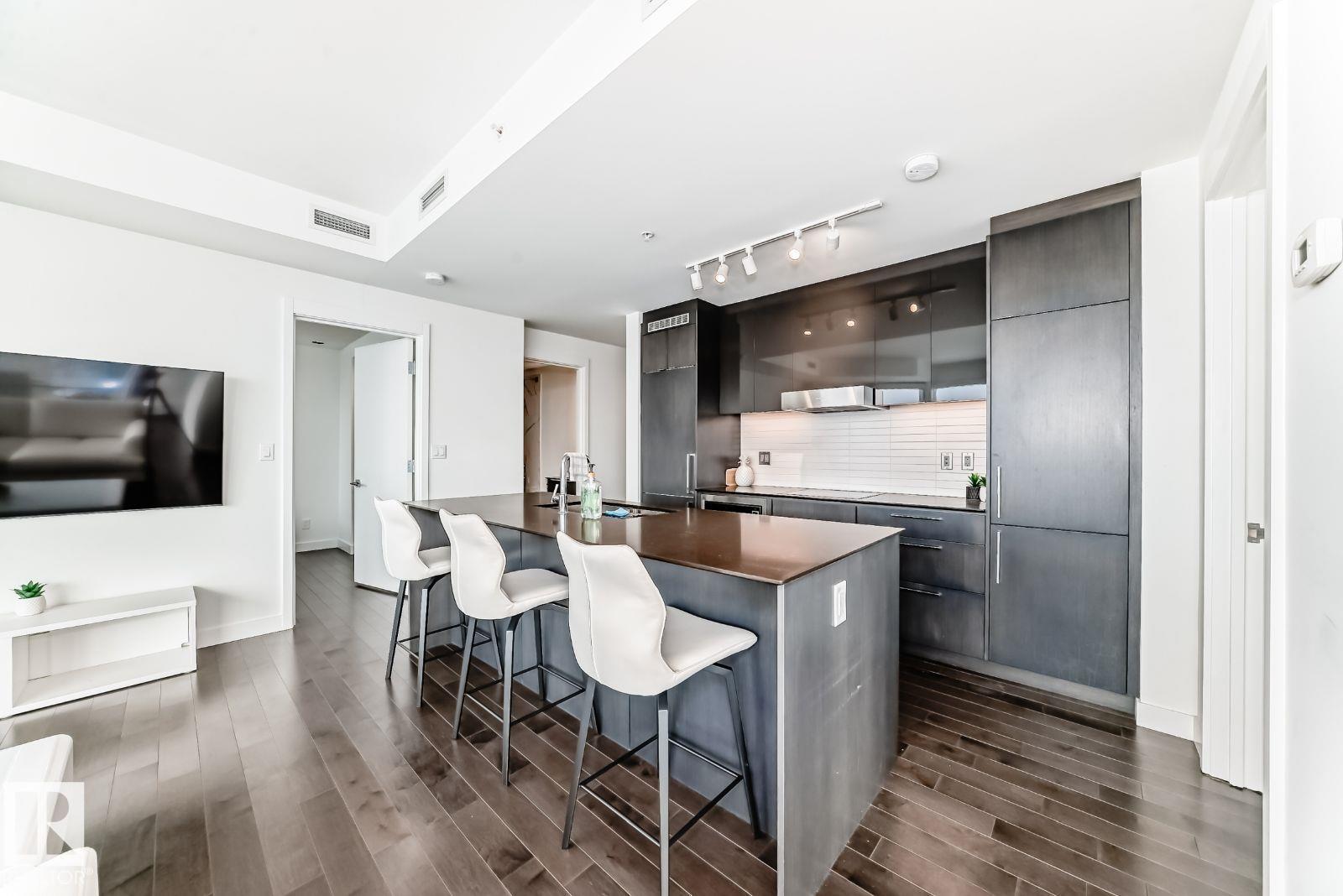 #2910 – 10360 102 Street NW, Downtown (Edmonton) — photo 9 of 19: Property photo