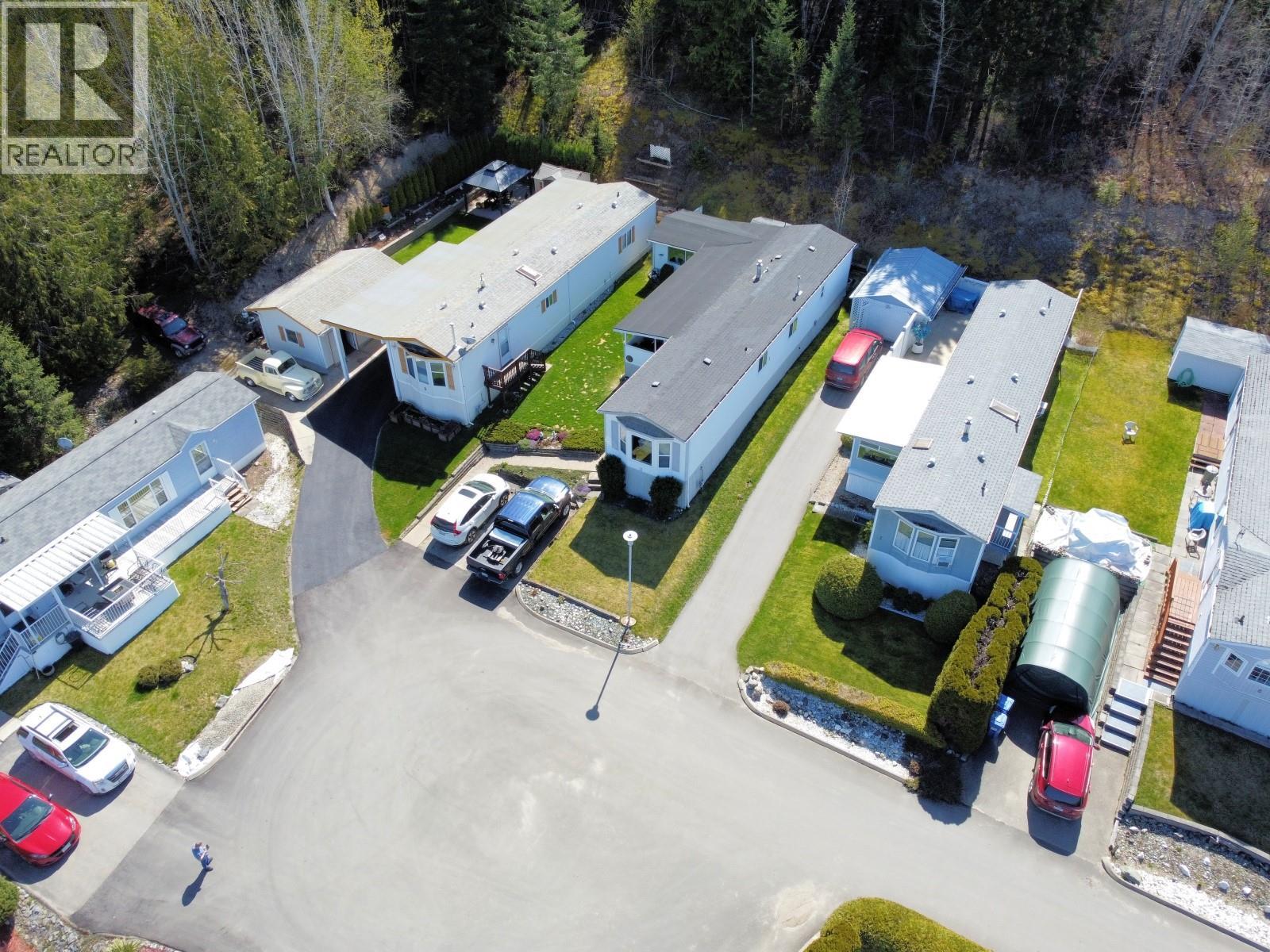 1420 Trans Canada Highway Unit# 8, Sorrento