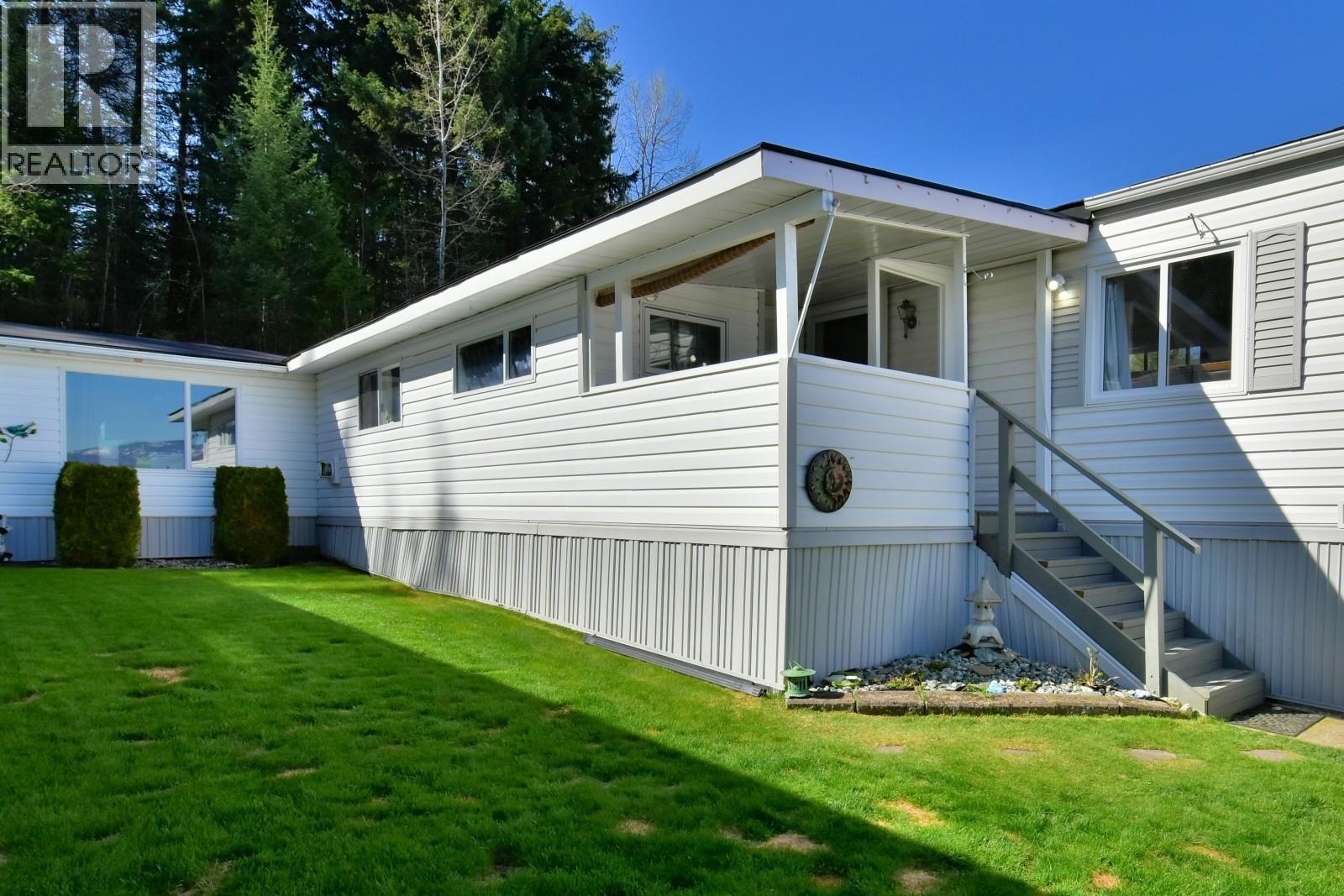 1420 Trans Canada Highway Unit# 8, Sorrento