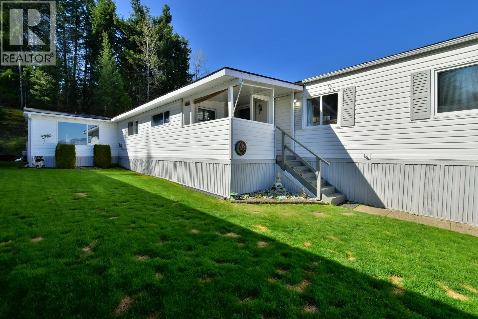 1420 Trans Canada Highway Unit# 8, Sorrento