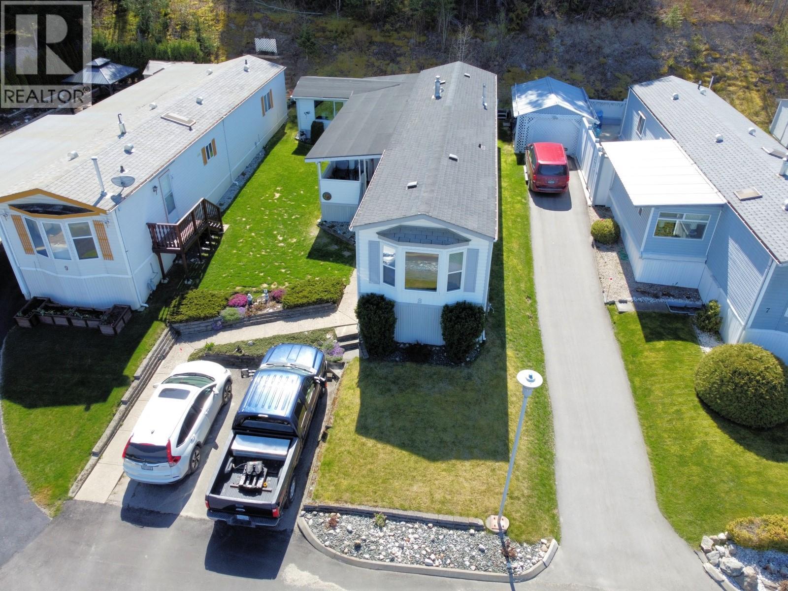 1420 Trans Canada Highway Unit# 8, Sorrento