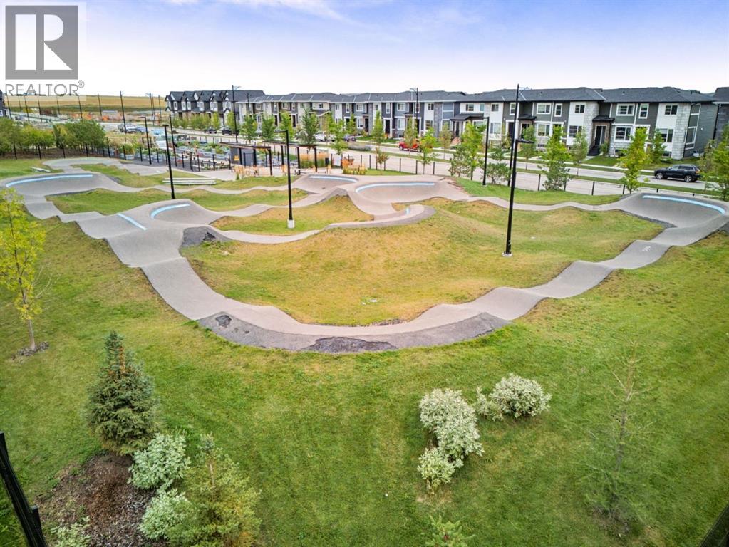 1223 Lanark Boulevard SE - 37