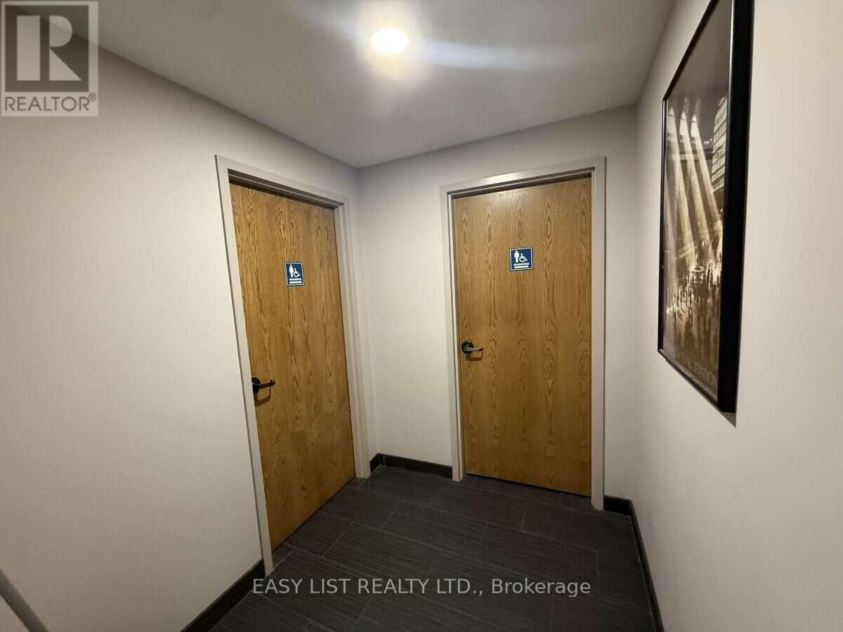 5745 WYANDOTTE STREET E, Windsor — photo 2