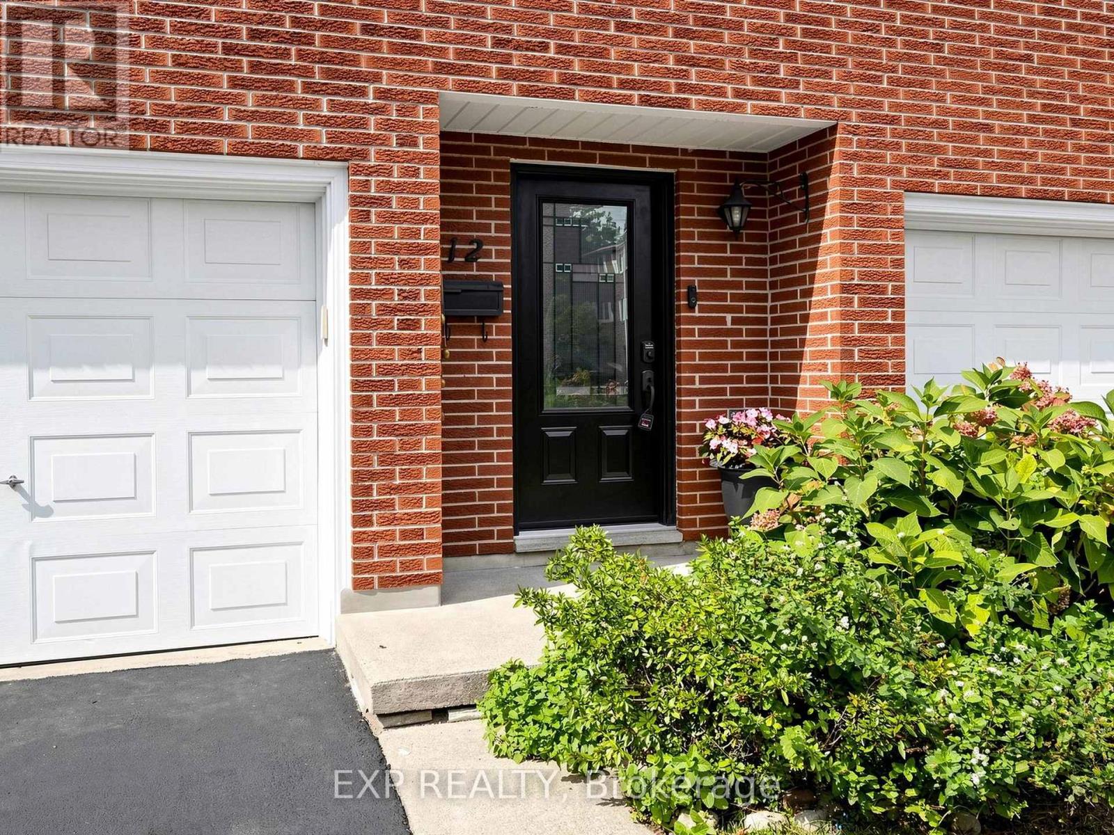 12 - 91 LIVINGSTON AVENUE, Grimsby (Grimsby West) — photo 2